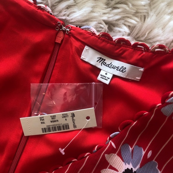 NWT | Madewell | Scalloped Flutter Midi Dress - Picture 5 of 7